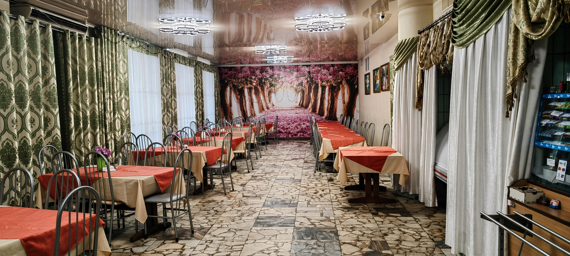 Столовая на улице Кутузова